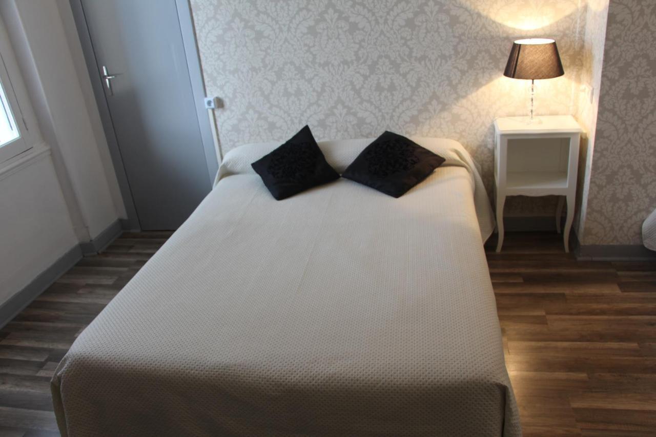 Hotel Au Chapon Fin Poitiers Zewnętrze zdjęcie