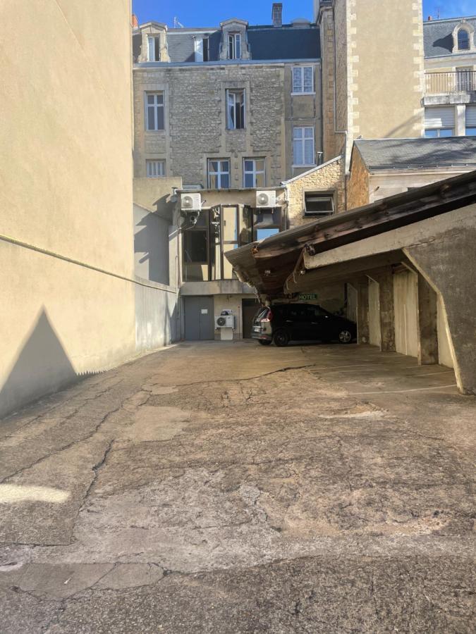 Hotel Au Chapon Fin Poitiers Zewnętrze zdjęcie