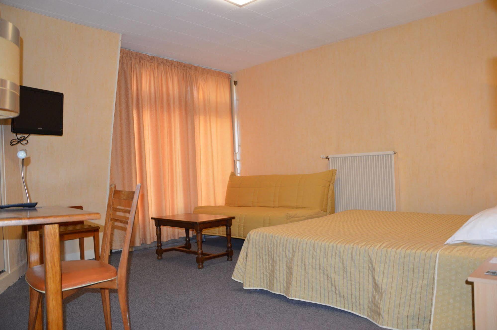 Hotel Au Chapon Fin Poitiers Zewnętrze zdjęcie